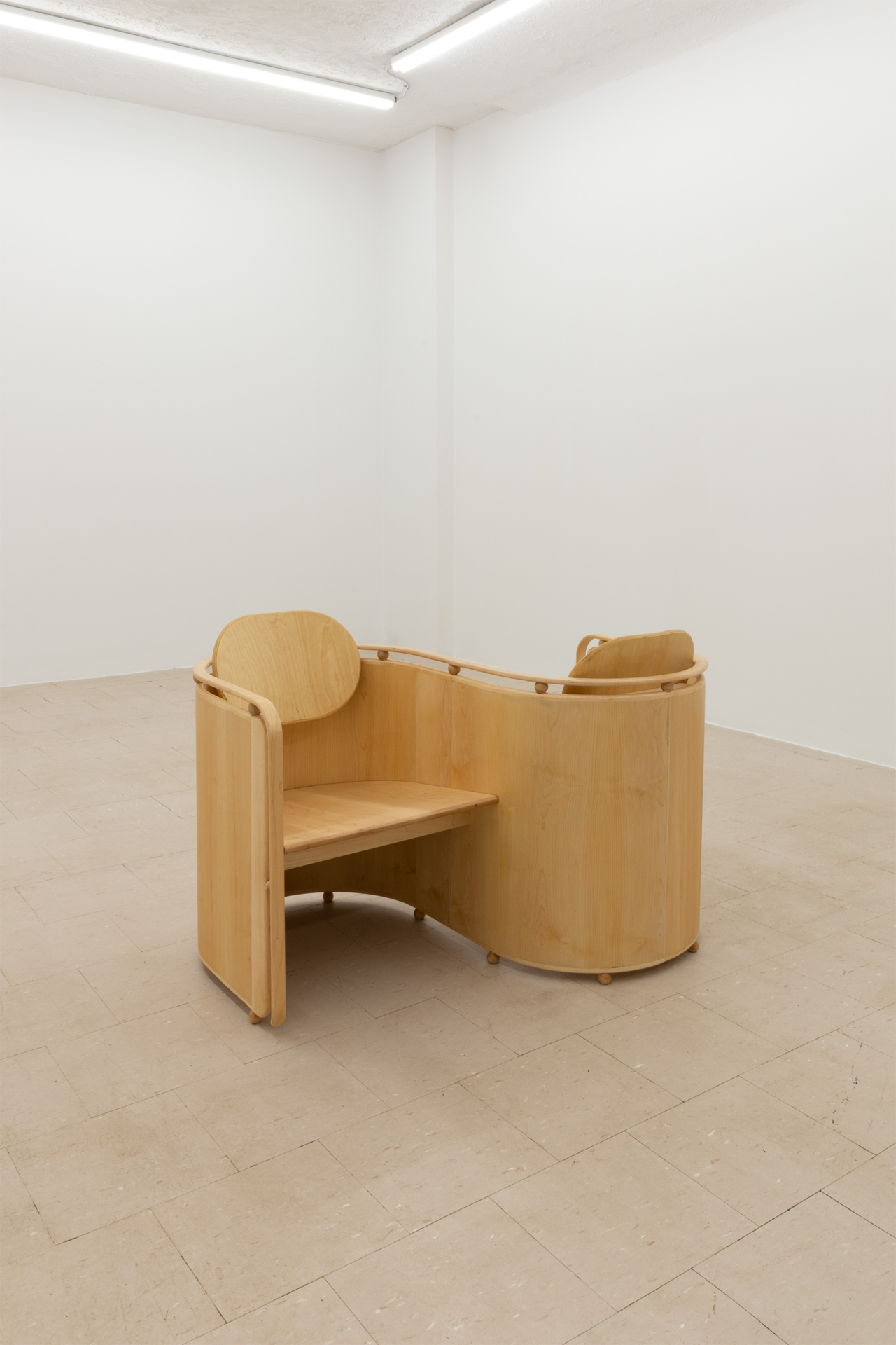 Wooden double-ended chair