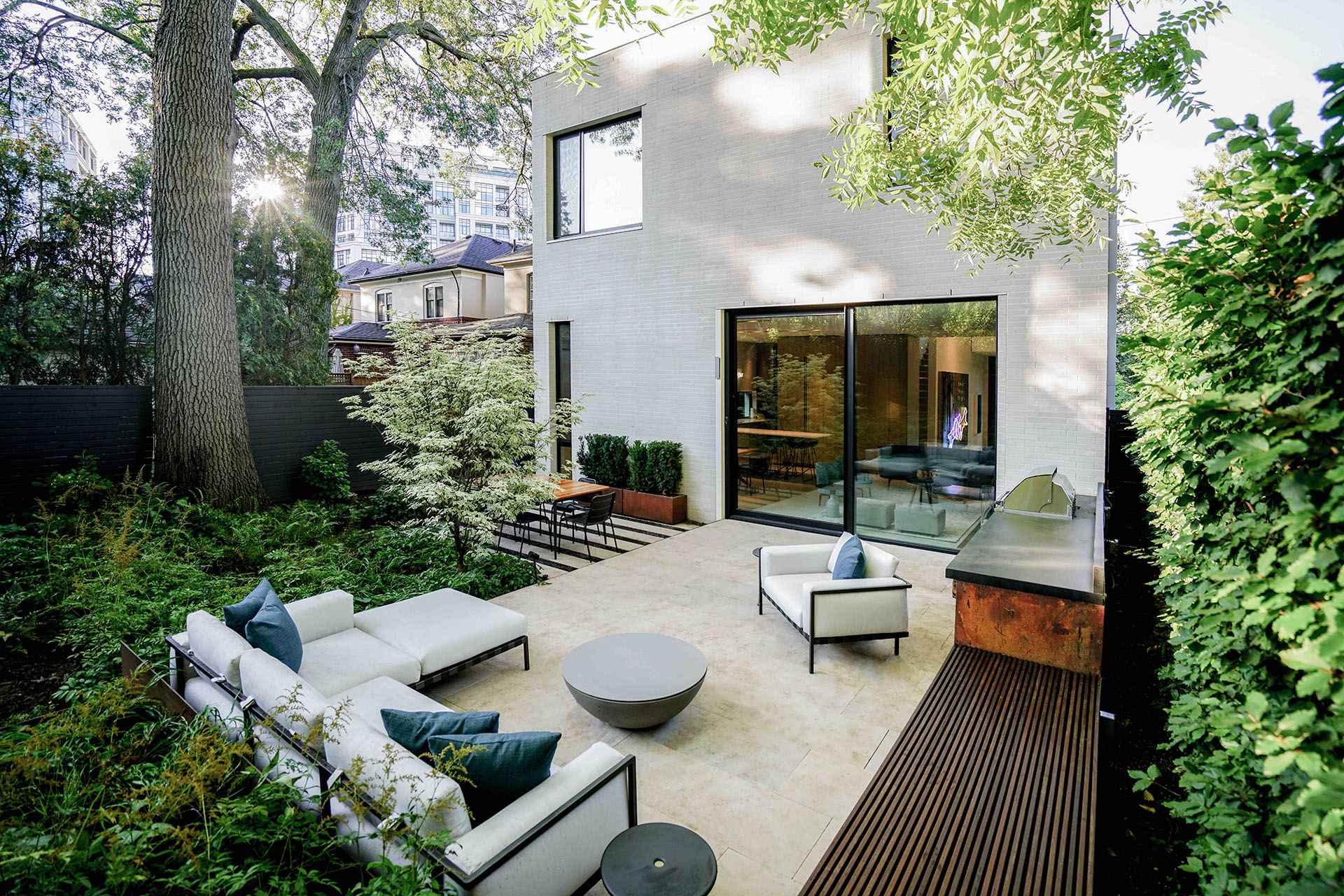 Residential exterior. Photo by Fox Whyte Landscape Architecture and Design.
