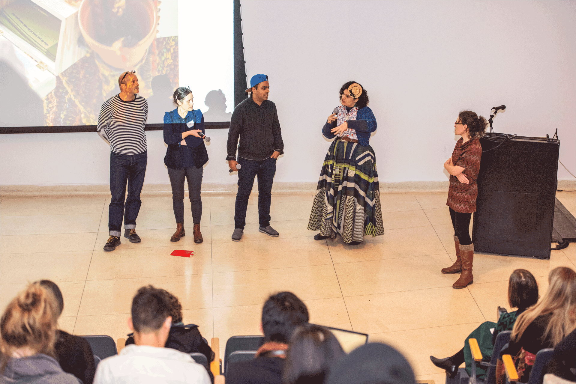 Discussion among symposium participants